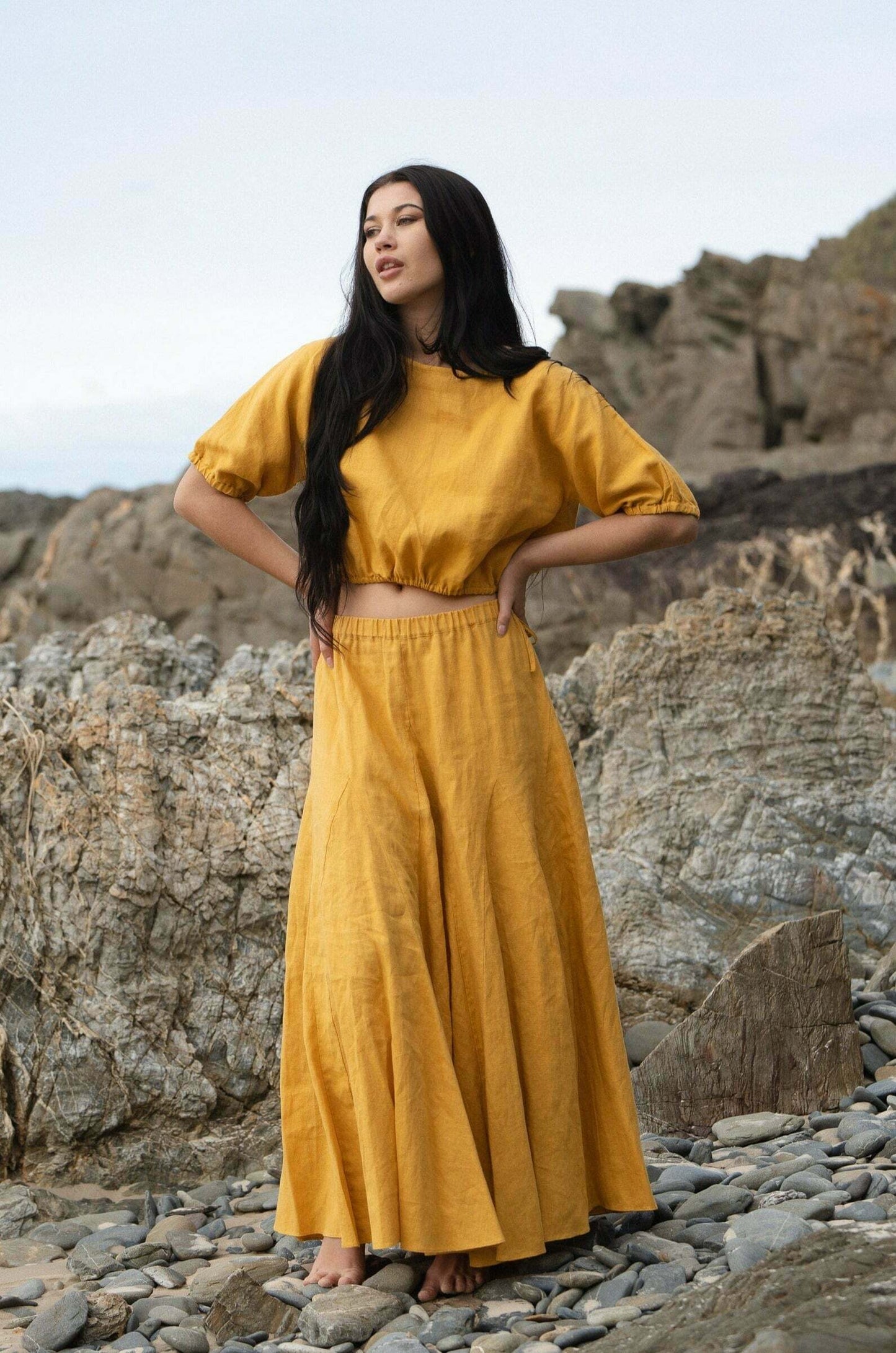 MILA SUNFLOWER LINEN TOP