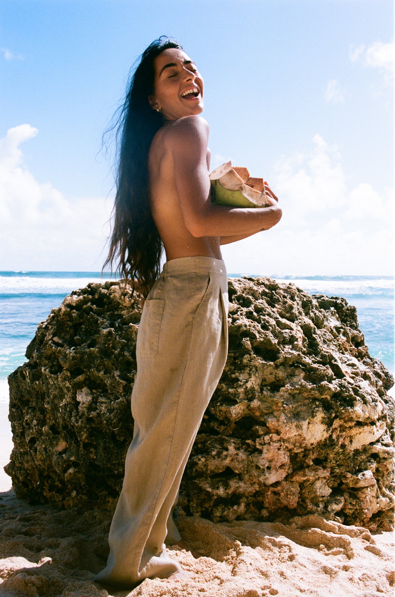 IVY TAUPE LINEN CROP PANTS