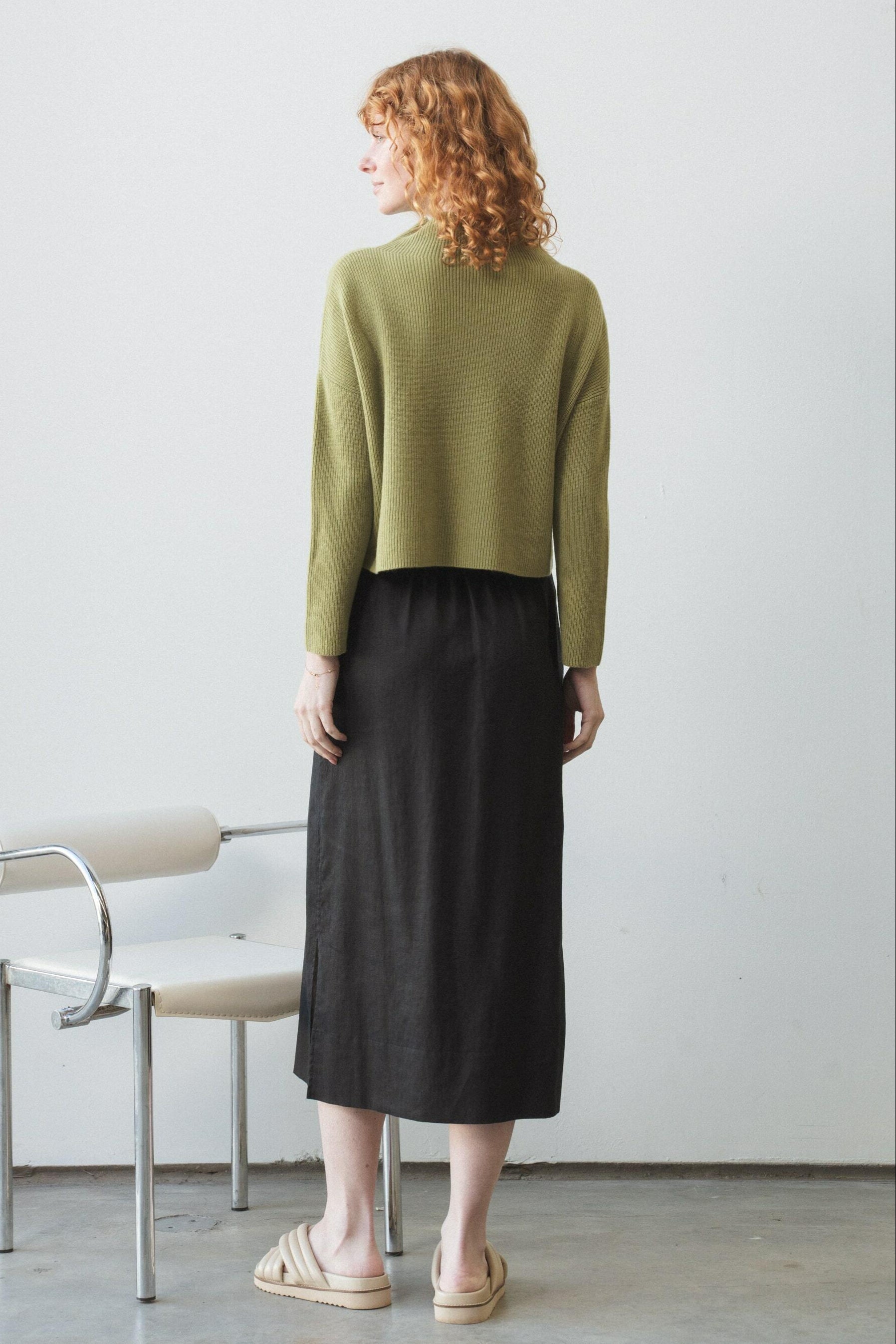 LILLY PILLY Lumi cashmere knit in Olive