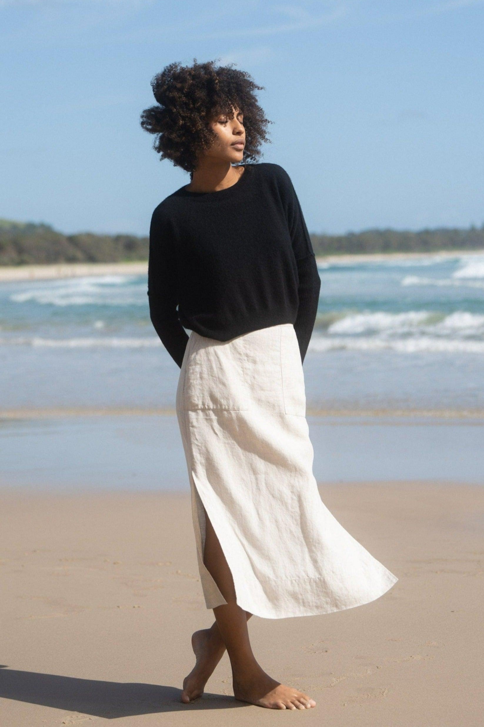 LILLY PILLY Collection Miri Knit made from 95% cashmere and 5% wool in Black