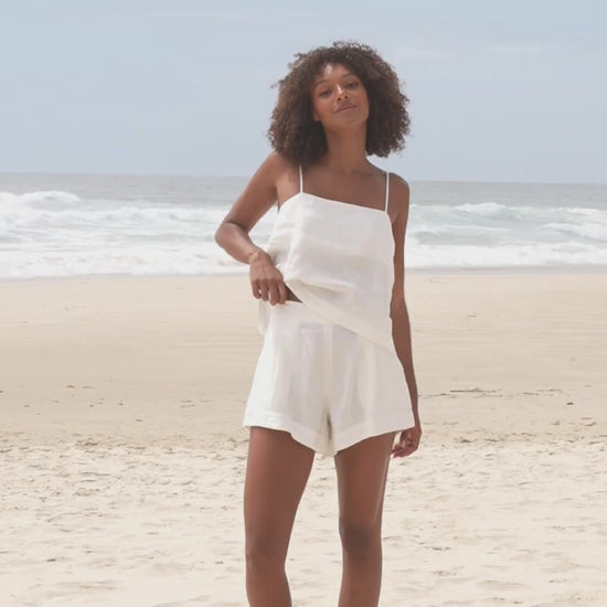 LILLY PILLY Gaia linen shorts in Ivory