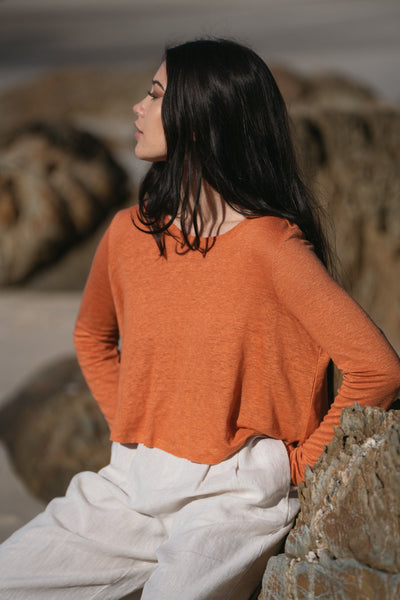 Lilly Pilly Collection 100% organic linen Elisa long sleeve t-shirt in Burnt Honey