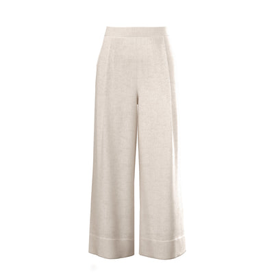 Lilly Pilly Collection 100% organic linen Ivy pants in Oatmeal. As a 3D model showing front view